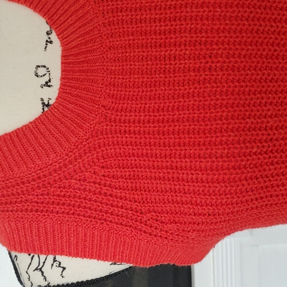 Loft, NWOT, orange sleeveless sweater - Picture 2 of 6